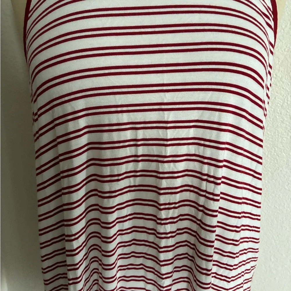 ❤️$5 Forever 21 striped tank - Picture 4 of 7
